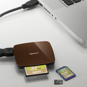 Apacer AM530 card reader surprises by its speed